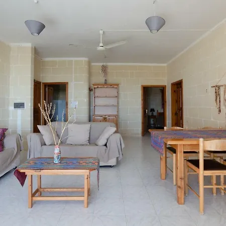 Zebbug Breathtaking Views Apartment